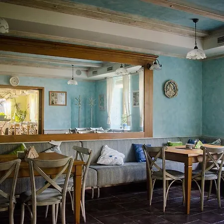 Pod Hurkou Guest house 4*