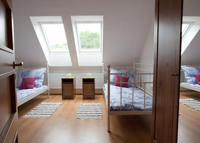 Pod Hůrkou Hradecna