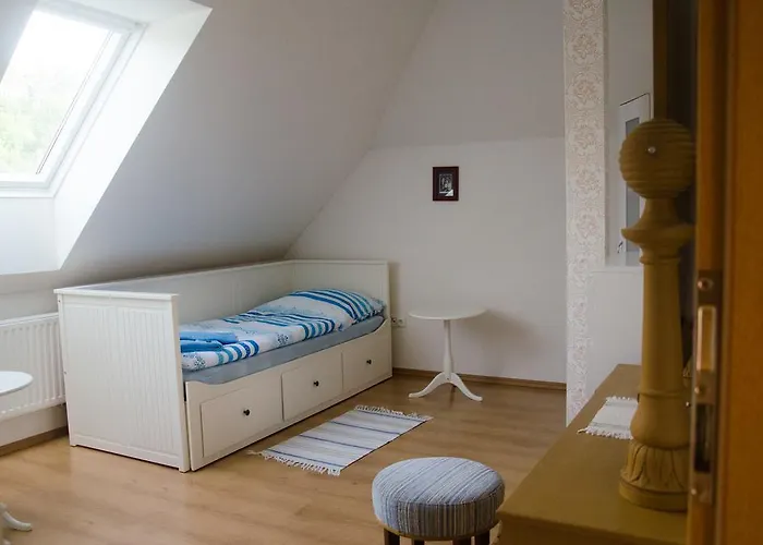 Pod Hůrkou 4* Hradecna
