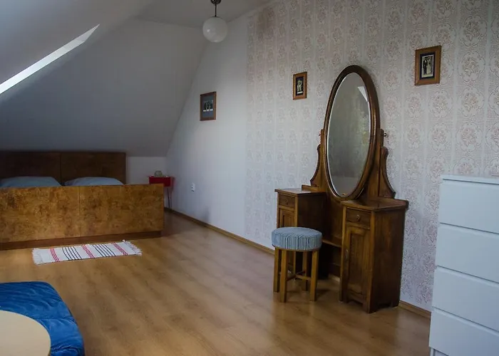 Pod Hůrkou Penzion Hradecna